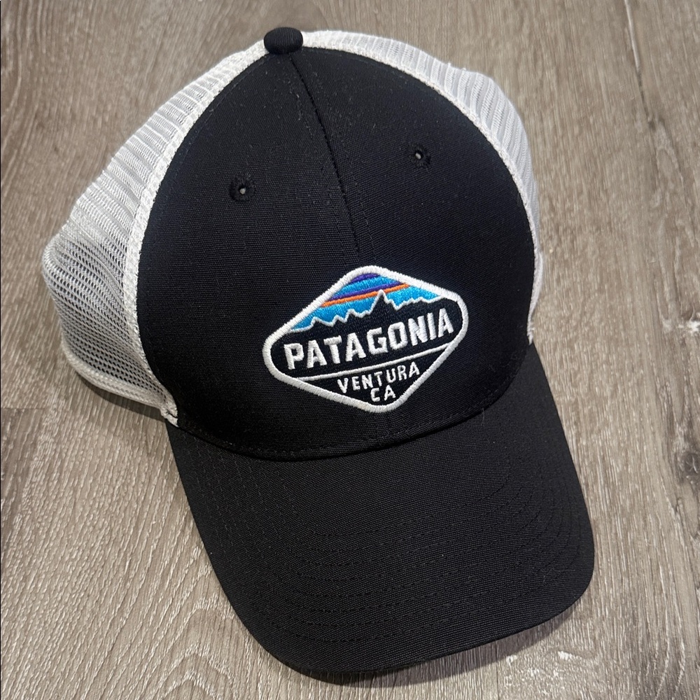 Patagonia Black and White Mesh Cap